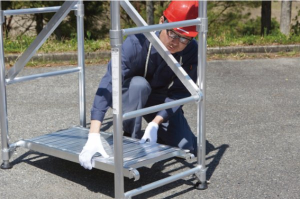 画像3: 高所作業台　快適ステージ (3)