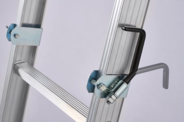 画像2: トラック昇降はしご (2)